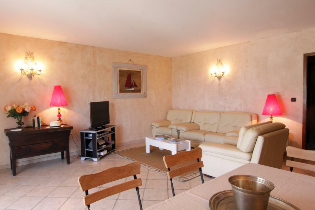 פורטיסיו Villas Les Residences De Scaglione מראה חיצוני תמונה