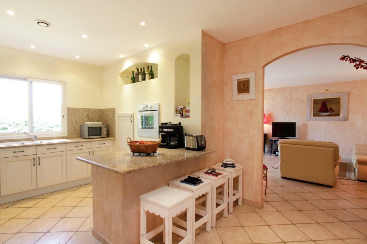פורטיסיו Villas Les Residences De Scaglione מראה חיצוני תמונה